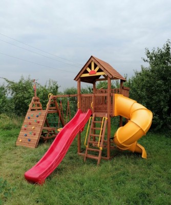 Деревянные детские площадки - Детский городок Выше Всех Победа со спиральной горкой